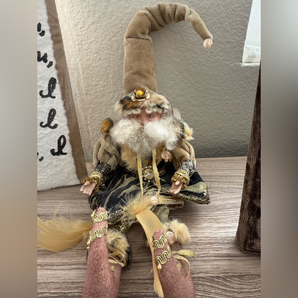 Mark Roberts Fairy 14 inch Neutral Velvet Enchanted
Santa